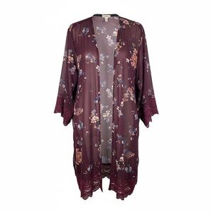 Elegant Floral Kimono with Lace Trim